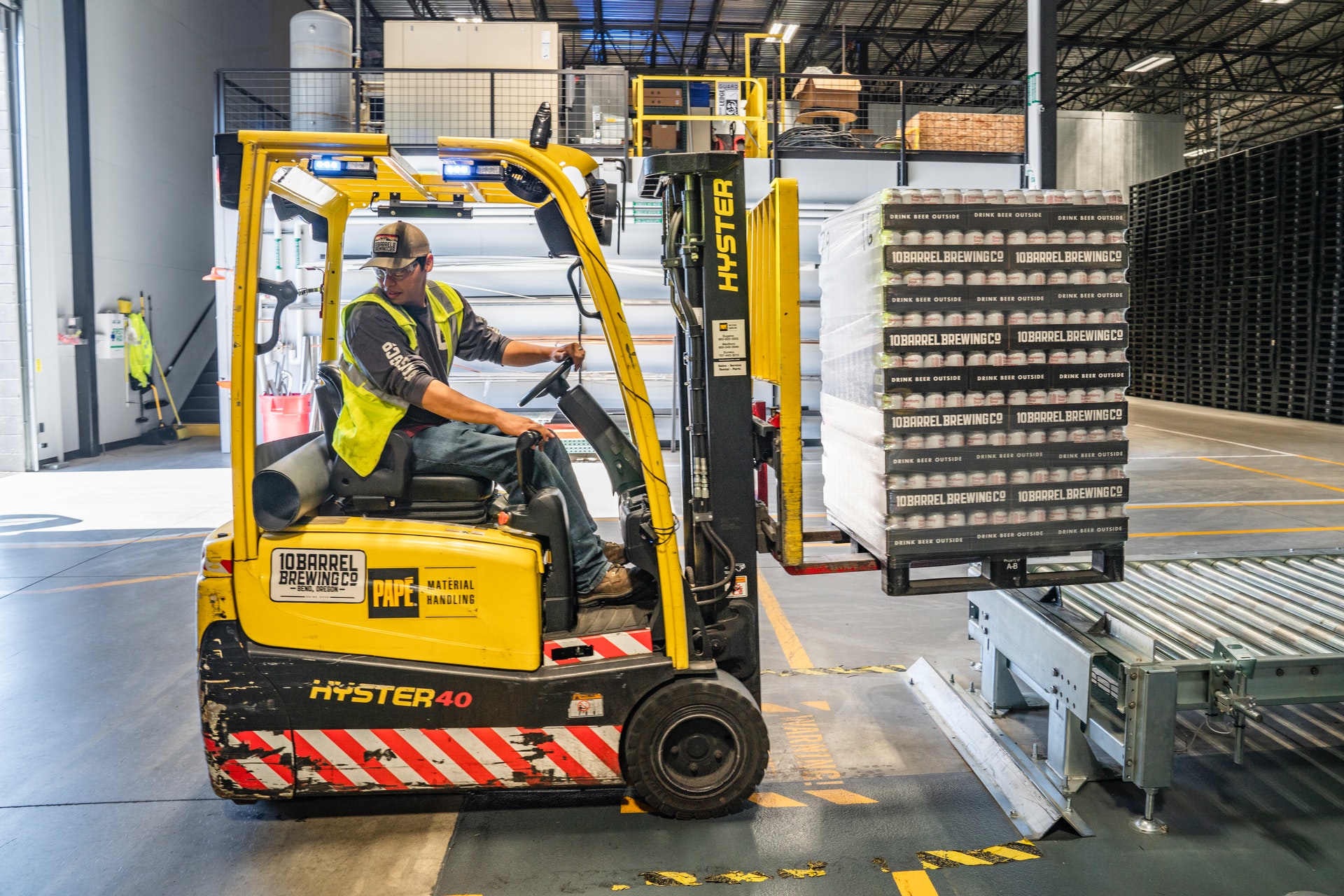 person-using-forklift-1267338 (1)